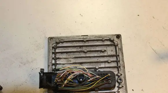 Ford Focus Engine control unit/module ECU AM5112A650AA S118934309A