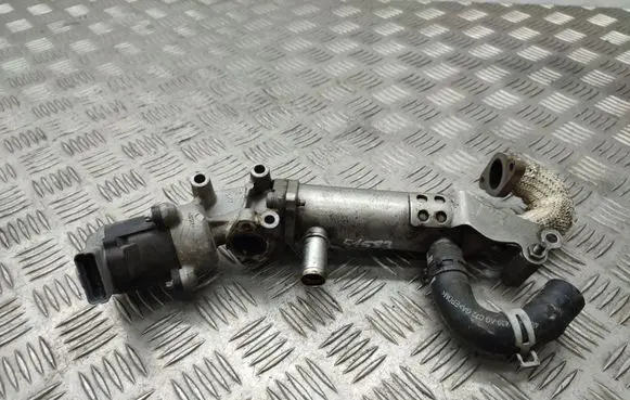 Peugeot 607 EGR valve cooler 4U3Q9Y493AK