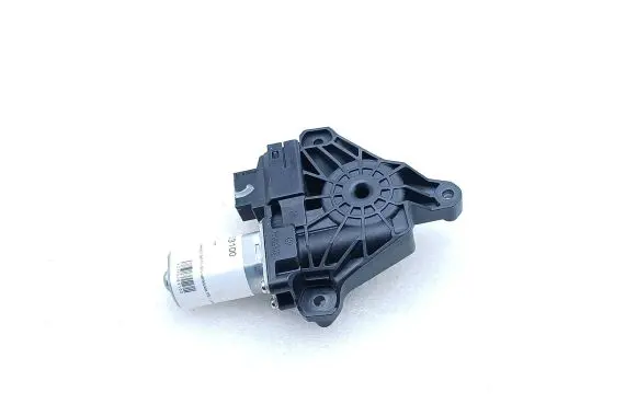 Mercedes-Benz B W246 W242 Front door window regulator motor A2469063100
