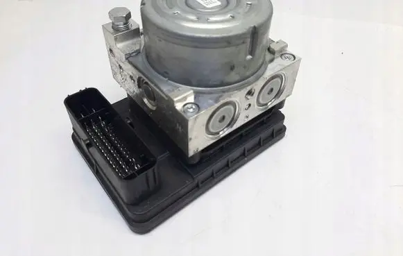 Volkswagen Golf VIII ABS Pump 5WA614517AE