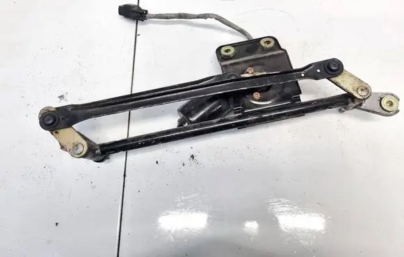 Hyundai Matrix Front wiper linkage and motor