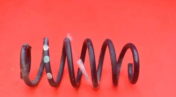 Toyota Avensis Verso Rear coil spring