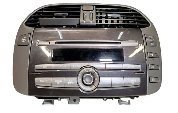 Fiat Bravo Radio/CD/DVD/GPS head unit 7354428100 E11030403 VP7FCF18C815AD