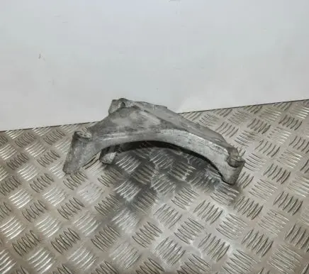 Audi TT TTS Mk2 Engine mounting bracket 03L199207