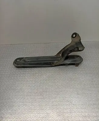 Porsche Cayenne (9PA) Engine mounting bracket 7L5199373A