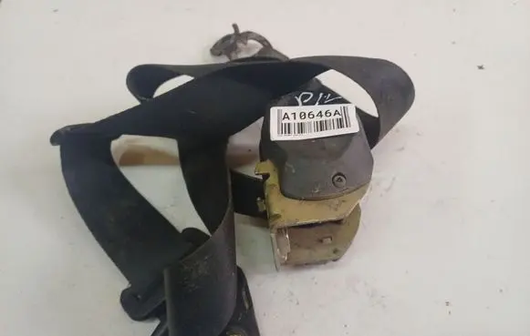 Opel Movano A Front seatbelt 046052