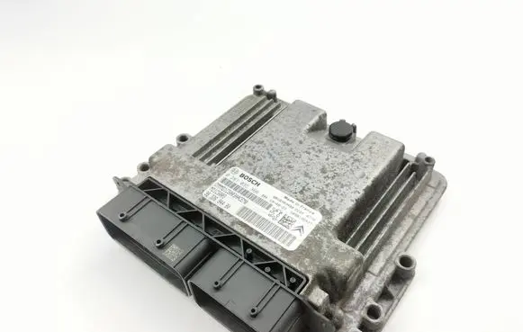 Peugeot 208 I Engine control unit/module 9818703480 9832694480 0281035366