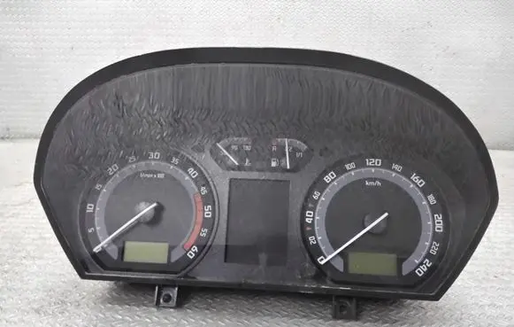 Skoda Fabia Mk1 (6Y) Speedometer (instrument cluster) 6Y0920881D