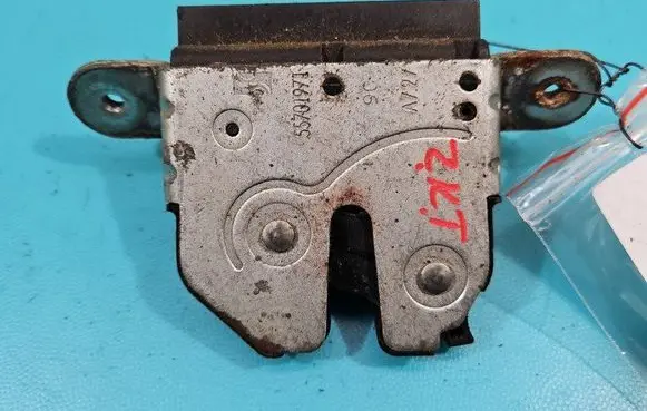 Fiat Grande Punto Tailgate/trunk/boot lock/catch/latch 55701971 IMPRK1388374
