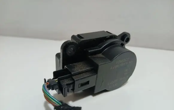 Ford Transit Custom Air flap motor/actuator AV6N19E616AA