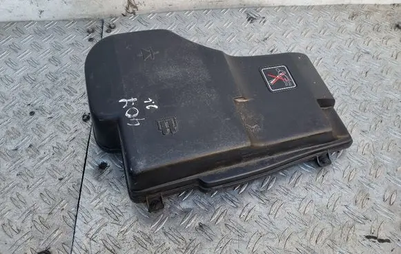 Peugeot 407 Fuse box cover 9644856080