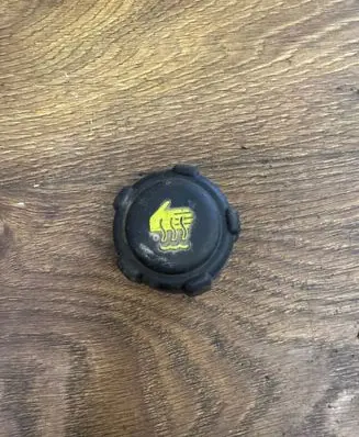 Renault Master III Coolant expansion tank/reservoir cap 
