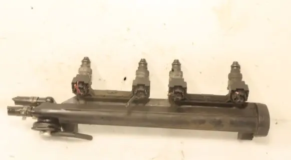 Skoda Octavia Mk2 (1Z) Fuel main line pipe
