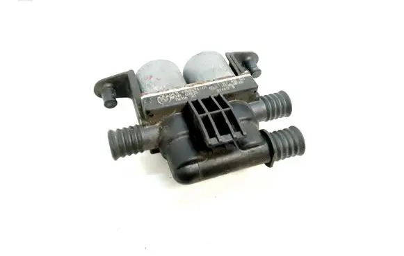 BMW 5 E60 E61 Coolant heater control valve 6908294