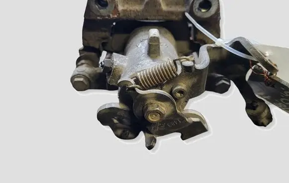 Peugeot 5008 Rear brake caliper