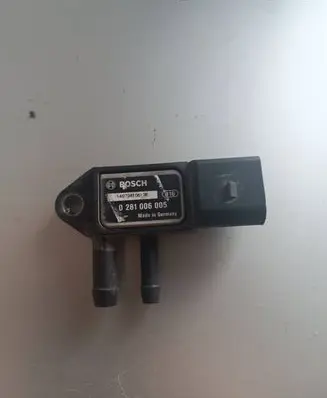 Audi A8 S8 D3 4E Exhaust gas pressure sensor 0281006005 140724T0612E