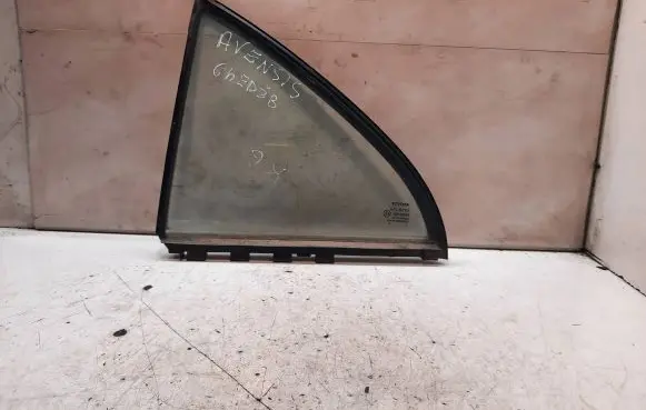 Toyota Avensis T250 Rear vent window glass 43R00048 DOT24AS2M68