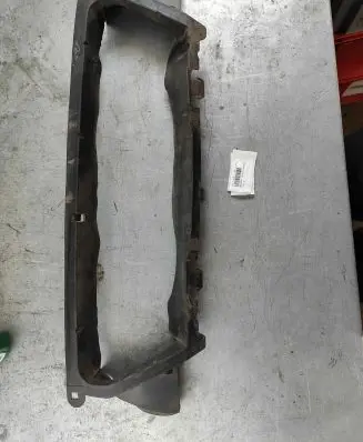 Volvo V70 Intercooler air guide/duct channel 8643543 9449167 30634680