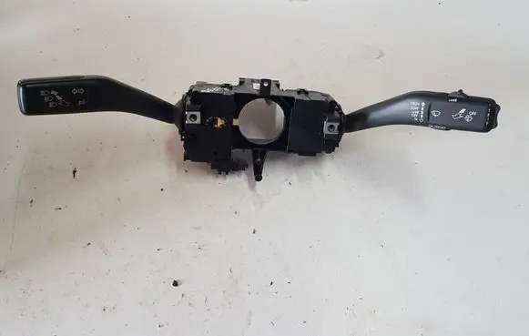 Volkswagen Beetle A5 Wiper turn signal indicator stalk/switch 5C5953513EIAUTPI 5C5953513E