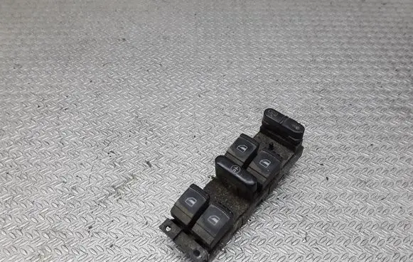 Skoda Octavia Mk1 (1U) Electric window control switch 1J4959857