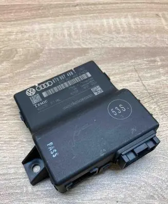 Audi A4 S4 B8 8K Gateway control module 8T0907468T 8T0907468