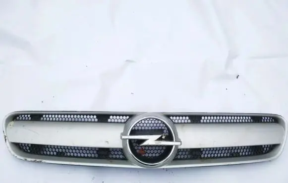 Opel Signum Front grill 13123491