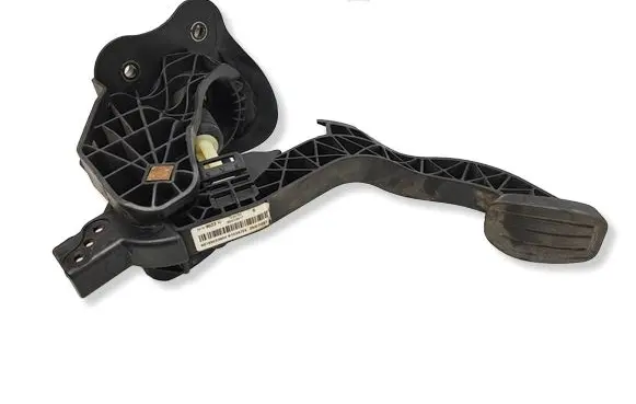 Toyota Proace Clutch pedal 9819354780