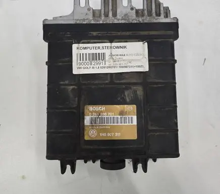 Volkswagen Golf III Engine control unit/module 1H0907311 0261200701