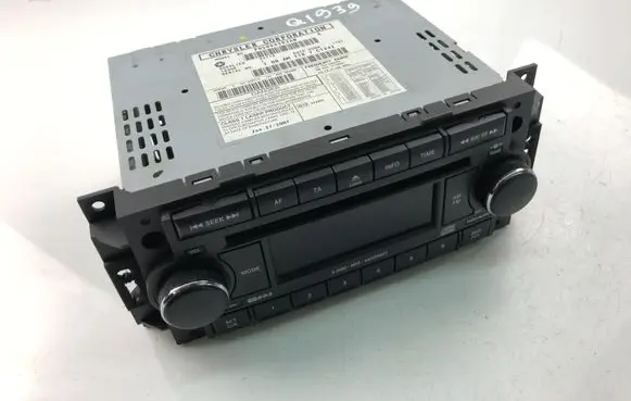 Jeep Patriot Radio/CD/DVD/GPS head unit P05064363AB