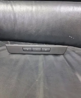 BMW 7 F01 F02 F03 F04 Seat memory switch 9215748
