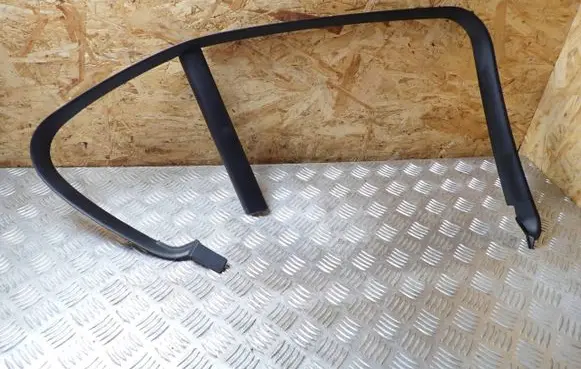BMW 1 F20 F21 Rear door window/glass frame 