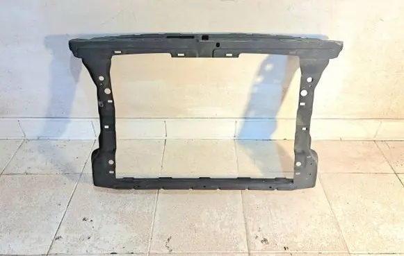 Skoda Yeti (5L) Radiator support slam panel 5l0806148