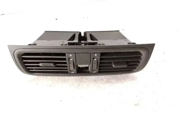 Skoda Roomster (5J) Dash center air vent grill 5J0820951