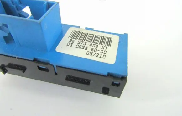 Peugeot 1007 ESP (stability program) switch 96573404XT