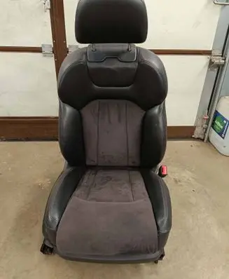 Audi Q7 4M Front passenger seat
