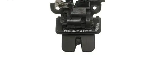 Audi A6 S6 C7 4G Tailgate/trunk/boot lock/catch/latch 8R0827505A