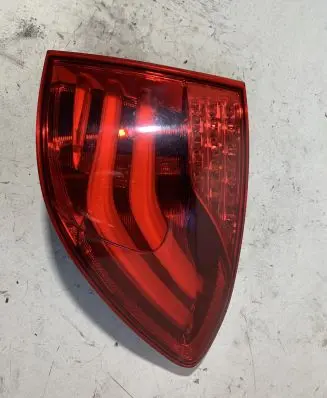 BMW 5 GT F07 Rear/tail lights 89091990