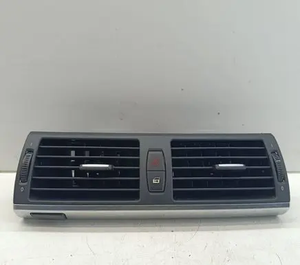 BMW X5 E70 Dash center air vent grill 7161801