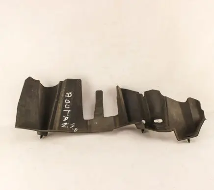 Dodge Caravan Intercooler air guide/duct channel 68026550AB