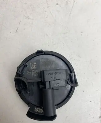 Mercedes-Benz E W213 Airbag deployment crash/impact sensor A2139051400