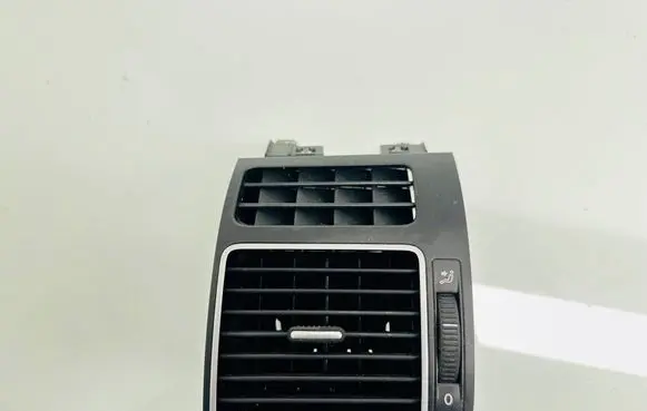 Volkswagen Touran II Dashboard side air vent grill/cover trim 1T0819703E