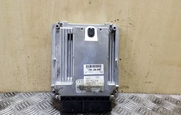 Audi A5 8T 8F Engine control unit/module 8K0907401 0281014014