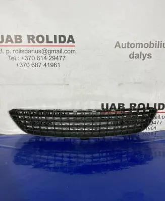 Opel Astra H Front bumper lower grill 13225758