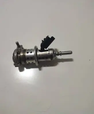 Peugeot 2008 II AdBlue injector 9813930180