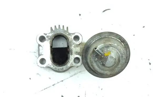 Mazda CX-7 Engine shut-off valve 