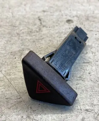 Volvo V70 Hazard light switch 30739320