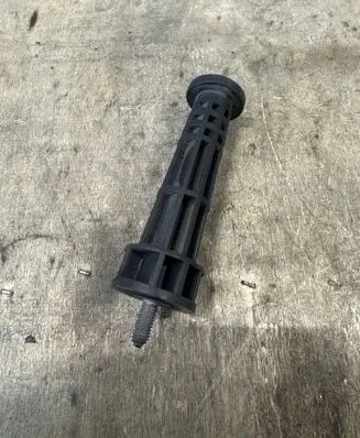 Nissan NV400 Floor mat clip fixing clamp 112493971R