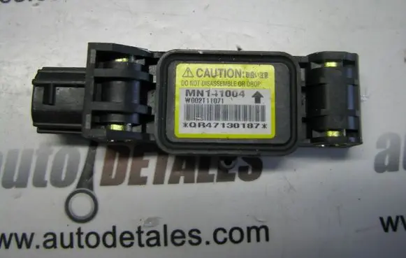 Mitsubishi Grandis Airbag deployment crash/impact sensor MN141004