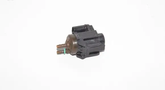 BMW 4 F36 Gran coupe Turbo solenoid valve 8570591