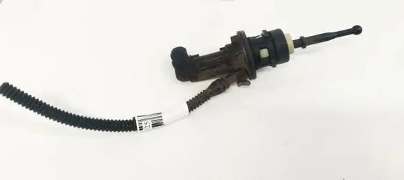 Clutch master cylinder